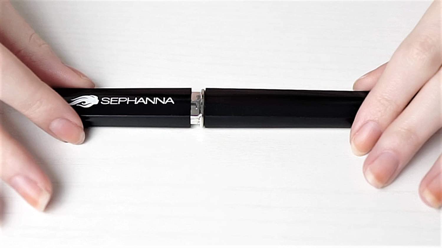 SEPHANNA étui protecteur, rangement sûr et compact.