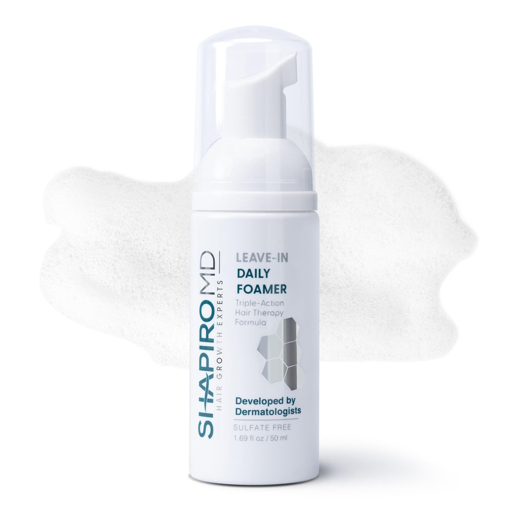 Shapiro MD Mousse sans rinçage soutient la croissance des cheveux.