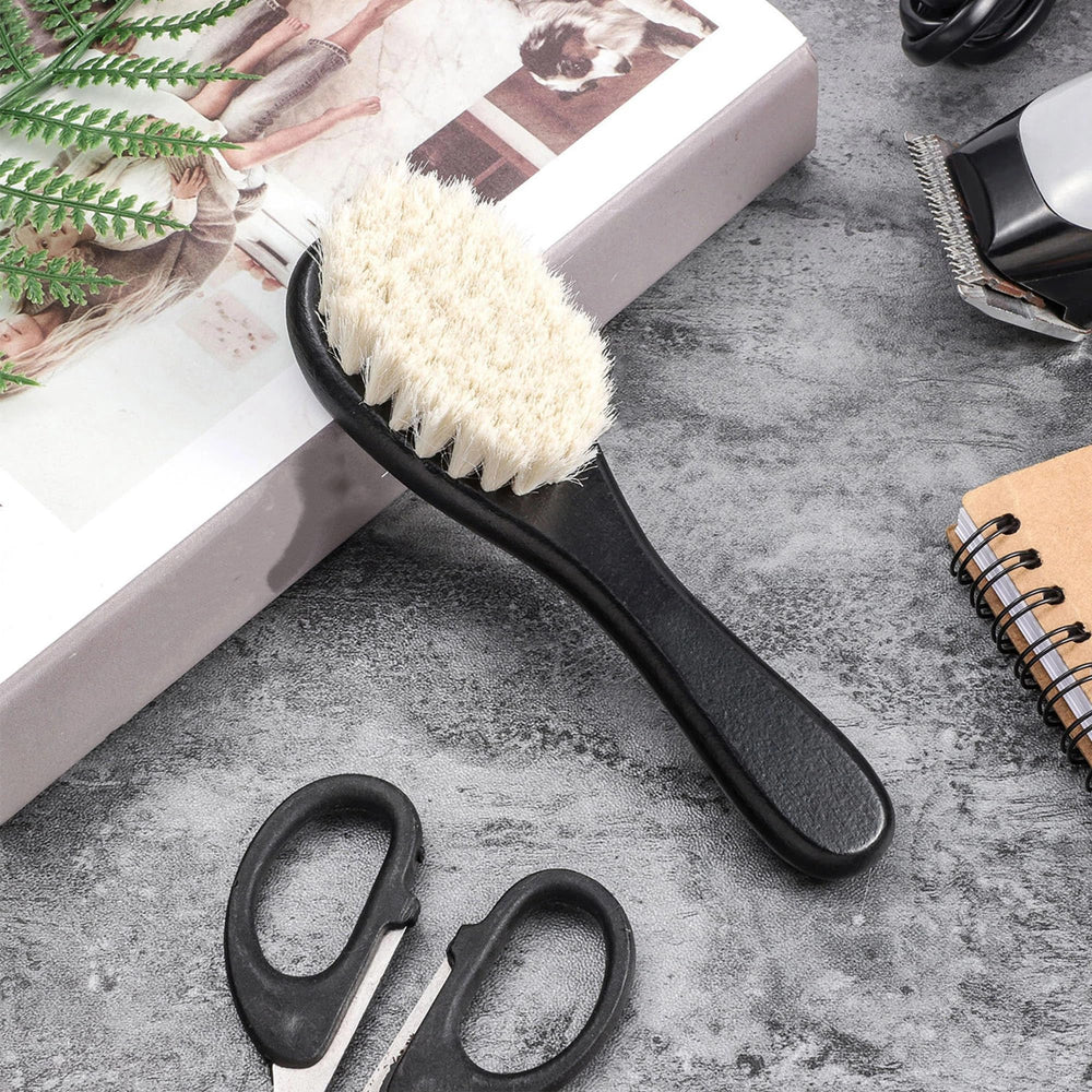 Brosse barbier Shappy pour usage pro et maison, pratique et fiable.