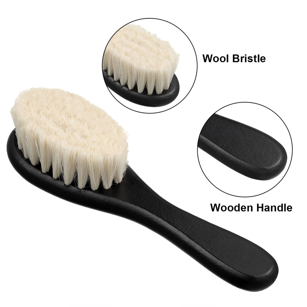 Ensemble Shappy de deux brosses barbier noir et beige, design classique.