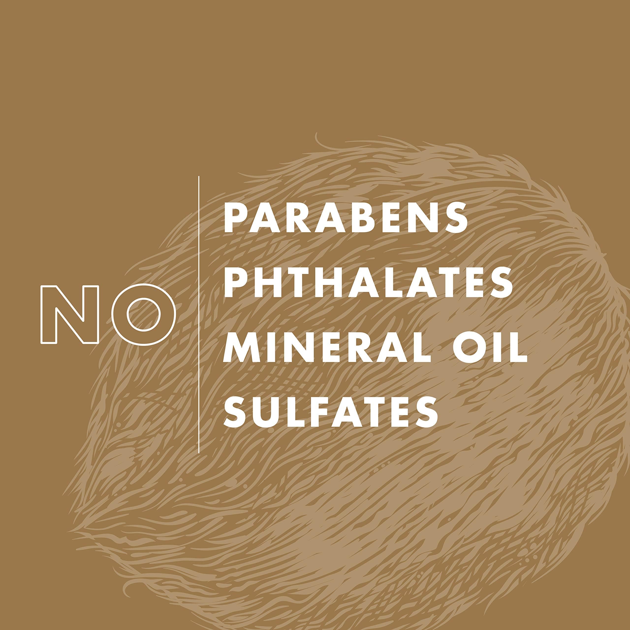 Appliquer deux à trois gouttes du sérum SheaMoisture sur le visage.