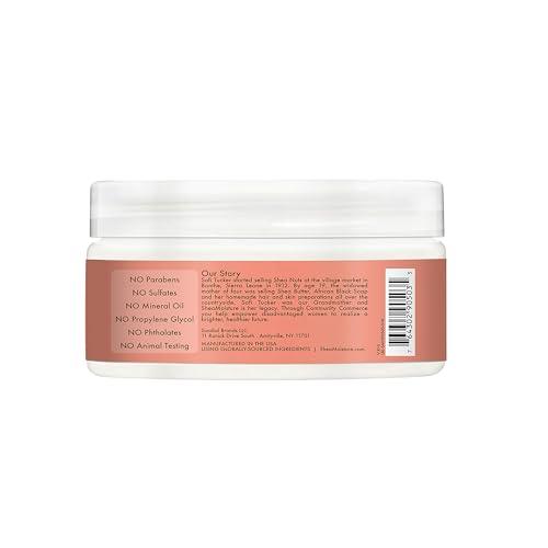 Texture crémeuse SheaMoisture qui définit les boucles.