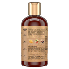 Texture crème de SheaMoisture sur la main, prêt à appliquer