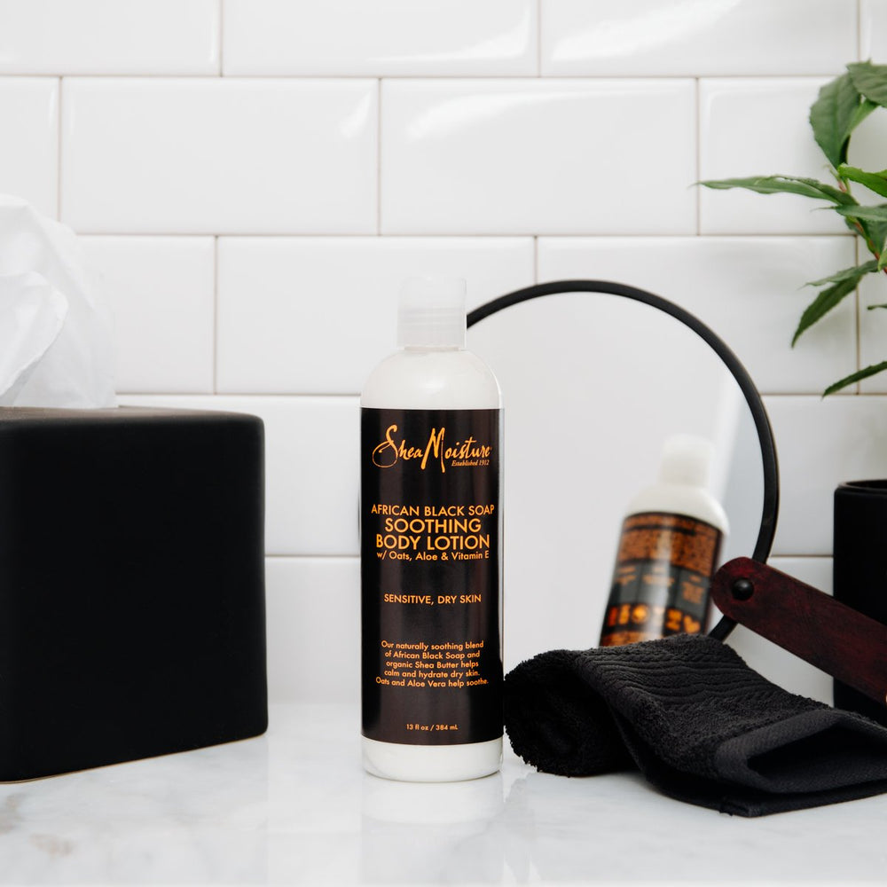 Formule sans parabènes et sans sulfates, respectueuse de la peau par SheaMoisture.