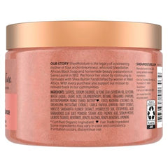 Texture cremeuse du gommage corps coco hibiscus sur peau