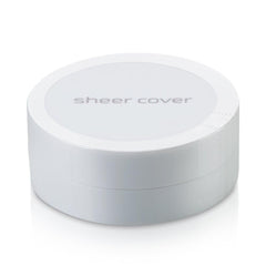 Formule minérale légère de Sheer Cover, adaptée pour les peaux sensibles et non irritante.
