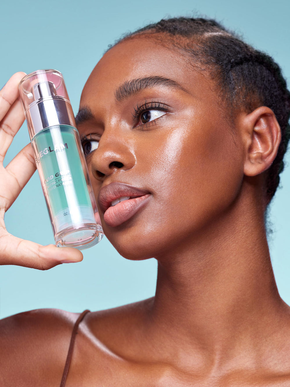 SHEGLAM Good Grip primer : sans huile ni silicone pour peau légère.
