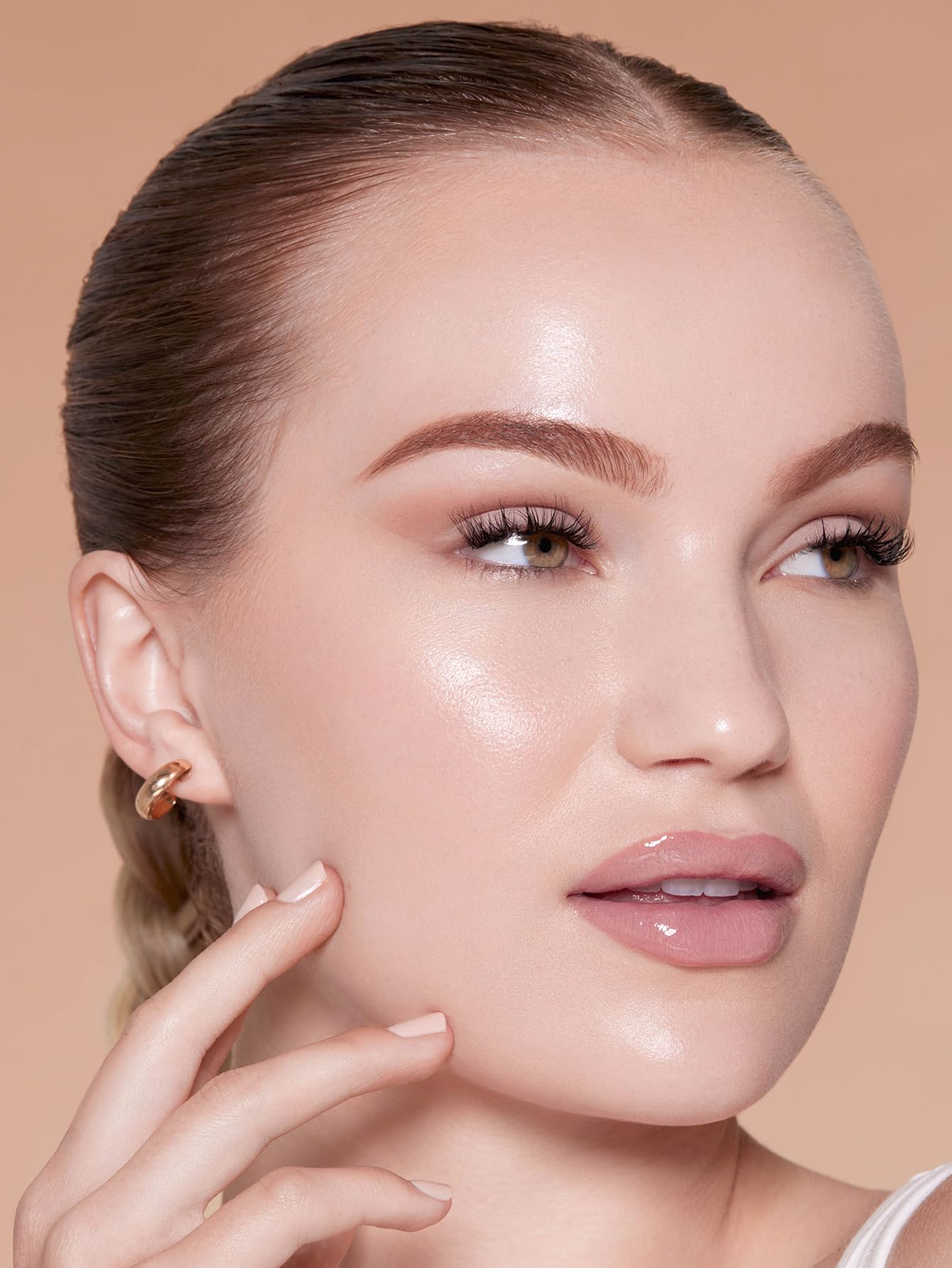 SHEGLAM Skinfinite fini naturel, teint frais et discret pour la journée
