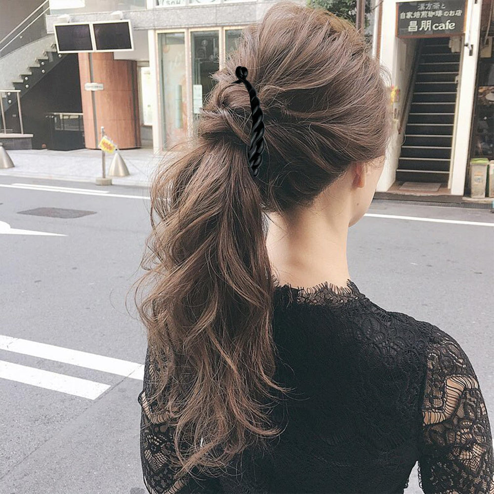 Utilisation quotidienne des barrettes banane SHEHARUHI pour fixer les cheveux.