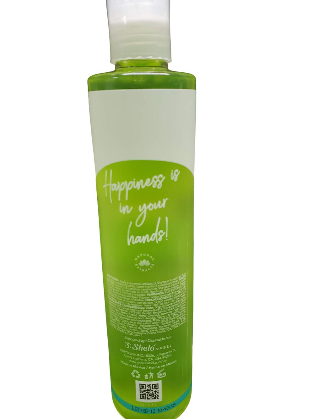 Sheló NABEL Shampoing Bergamote - mousse douce, texture agréable pour une application facile.