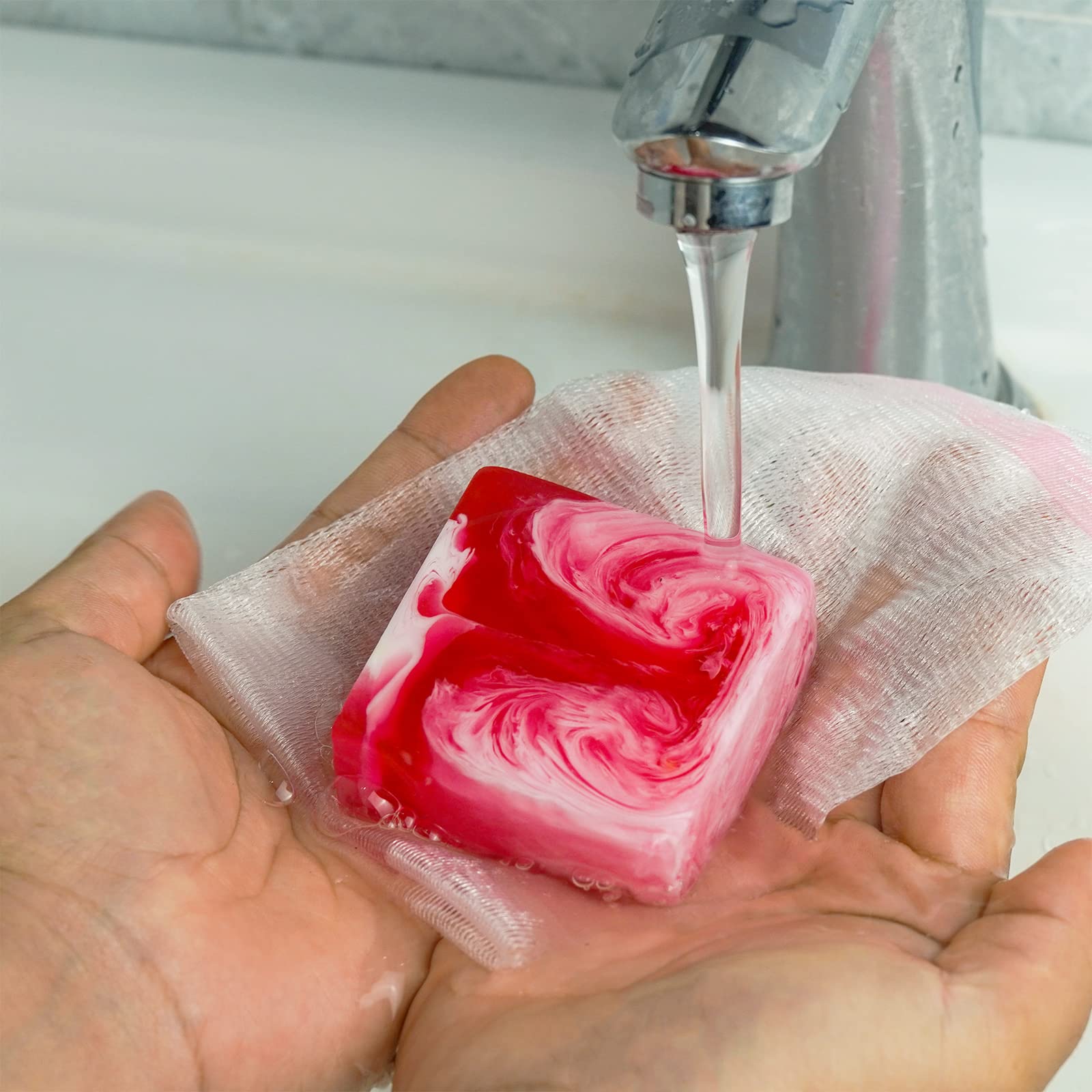 Shibarcle Yoni Présentation Produit: duo pratique pour routine intime en voyage et maison.
