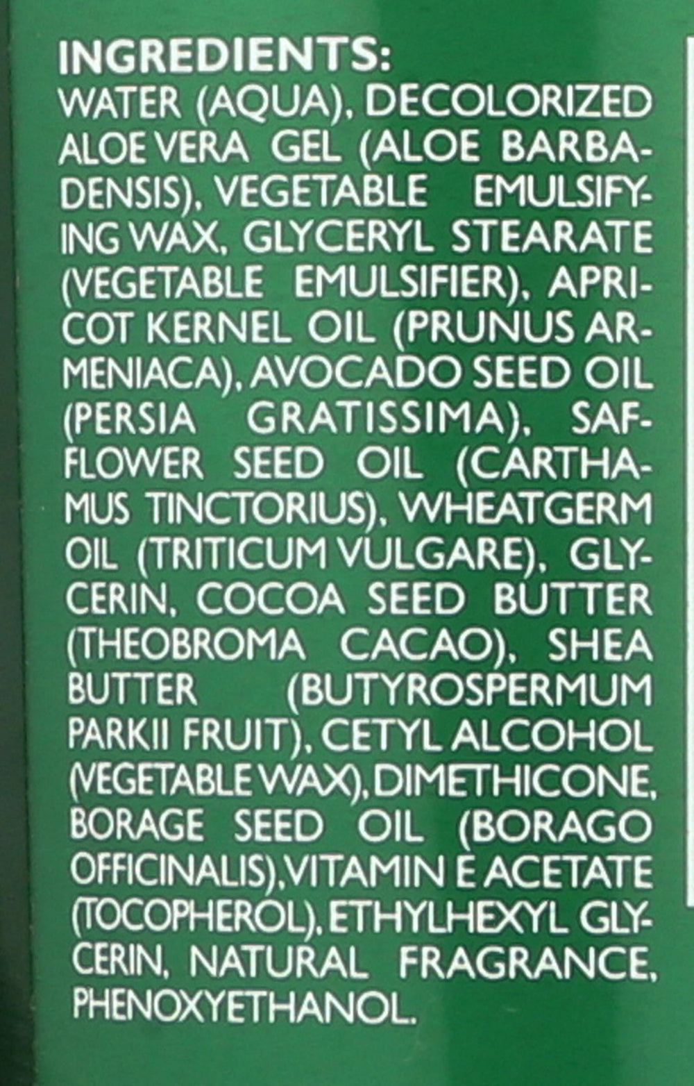 Ingrédients clés : aloe vera et vitamine E pour nourrir la peau.