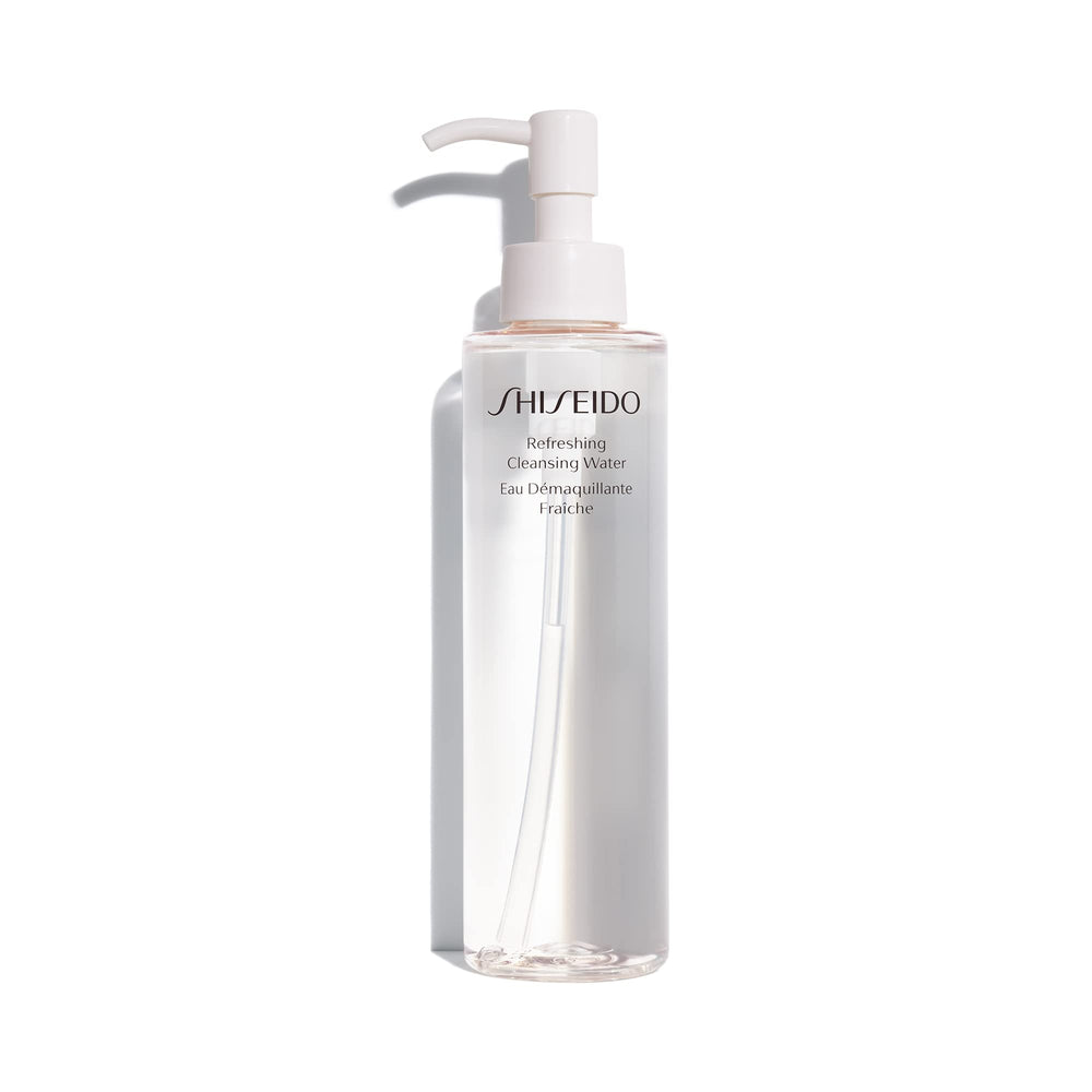 Flacon Shiseido Eau Nettoyante Rafraîchissante, idéal pour démaquiller en douceur et réguler le sébum.