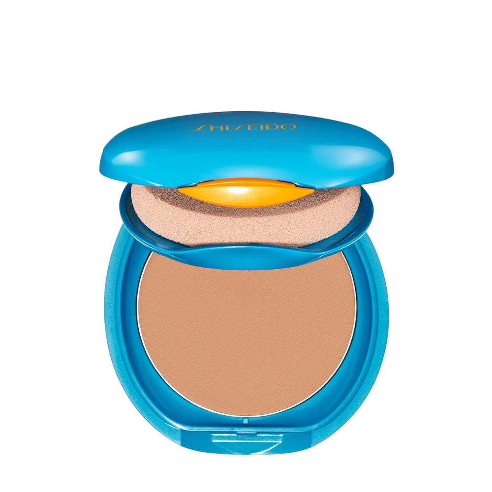 Boîtier du fond teint compact Shiseido vendu séparément, portable.