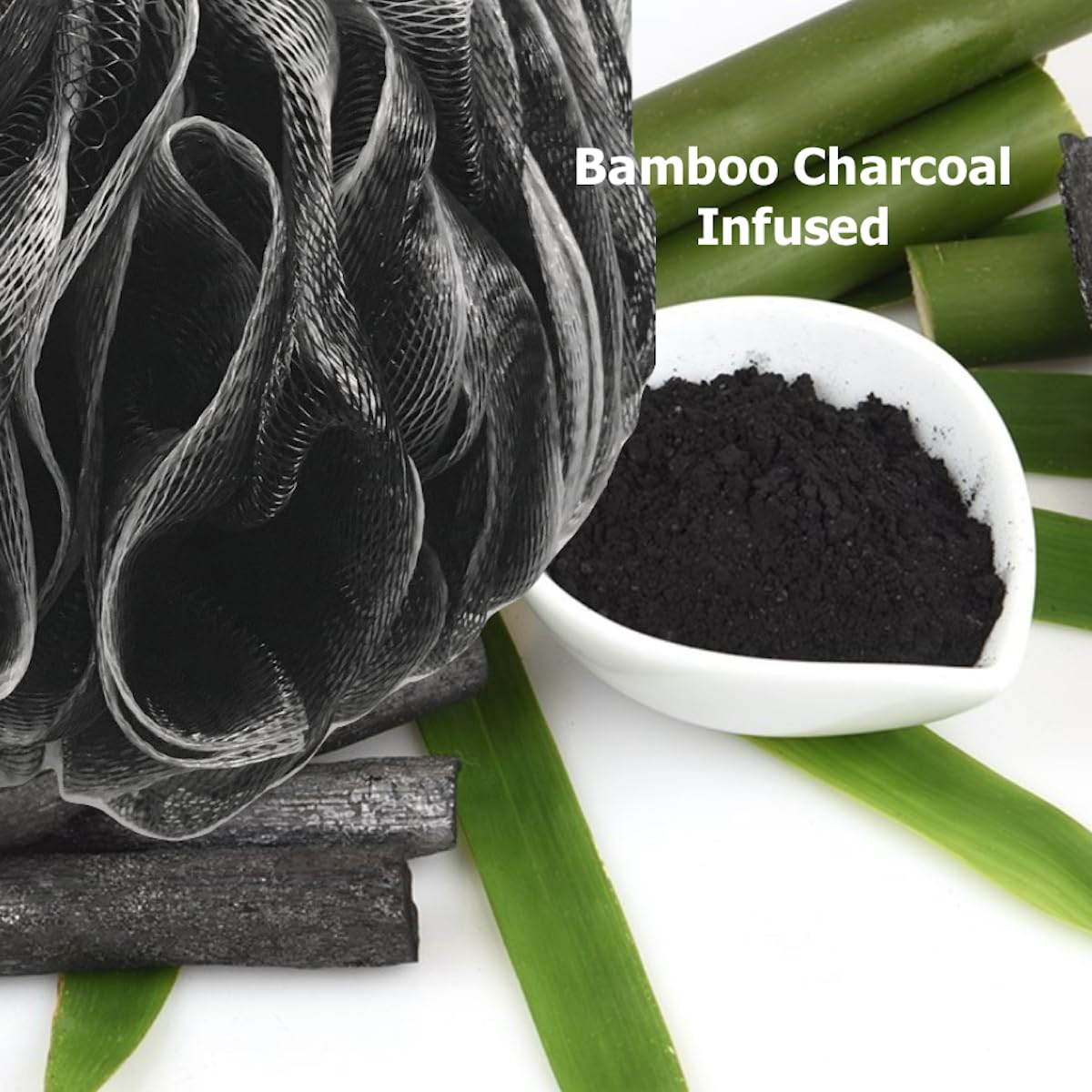 Loufa-charbon multicolore: exfoliation en douceur visage et corps.