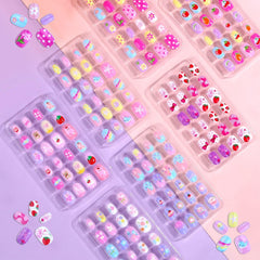 Shynek ongles autocollants pour enfants, ensemble 168 pièces pour une manucure rapide et colorée.