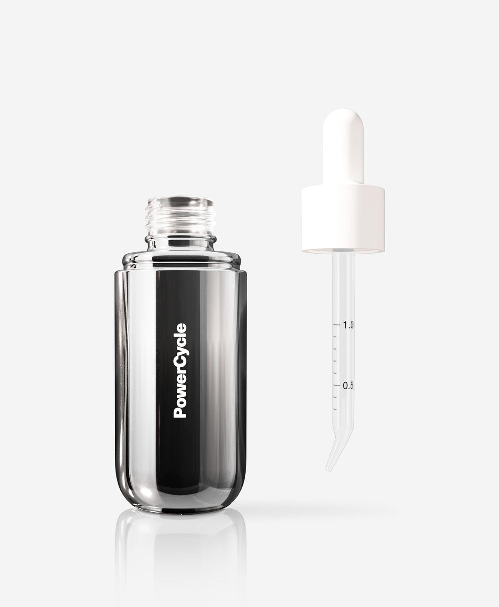 Densité apparente des cheveux améliorée grâce au sérum PowerCycle Exosome.