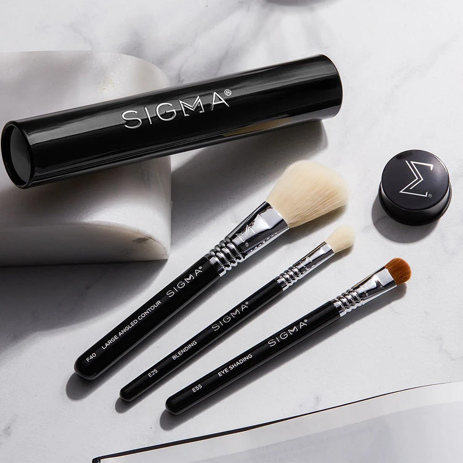 Sigma Beauty E25 nettoyage facile après chaque utilisation et entretien durable.