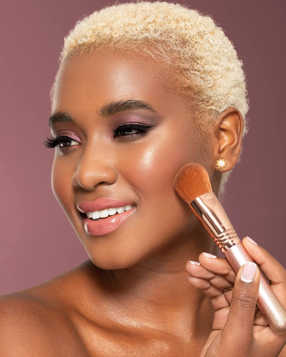 Sigma Beauty F47 Multitasker application crème polyvalente et douce
