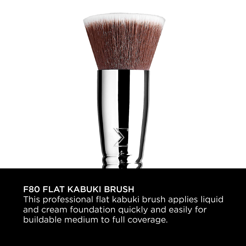 Sigma Beauty F85 Airbrush Kabuki — Application base liquide parfaite et naturelle.