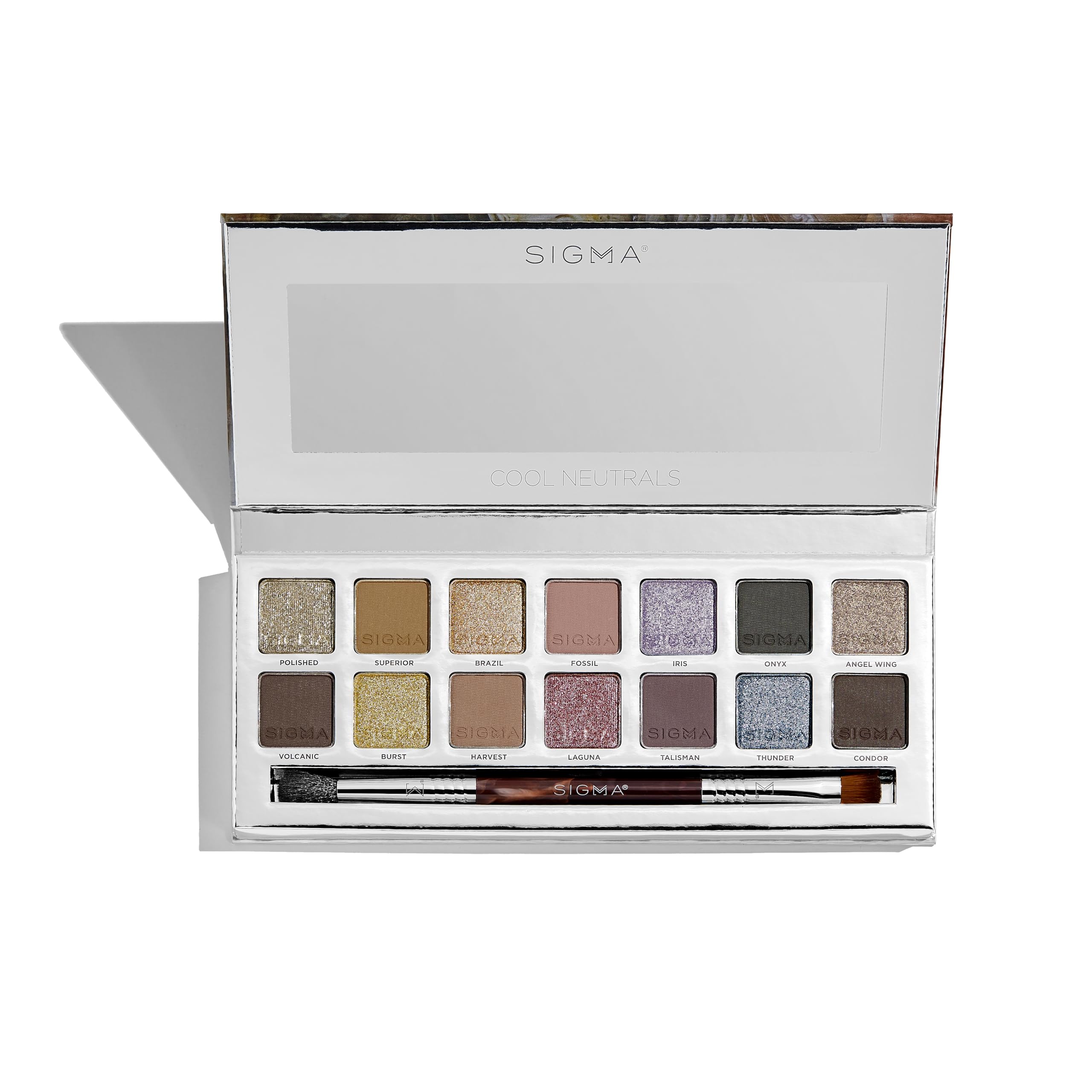 Pinceau double-face Sigma Beauty pour applications précises et rapides.