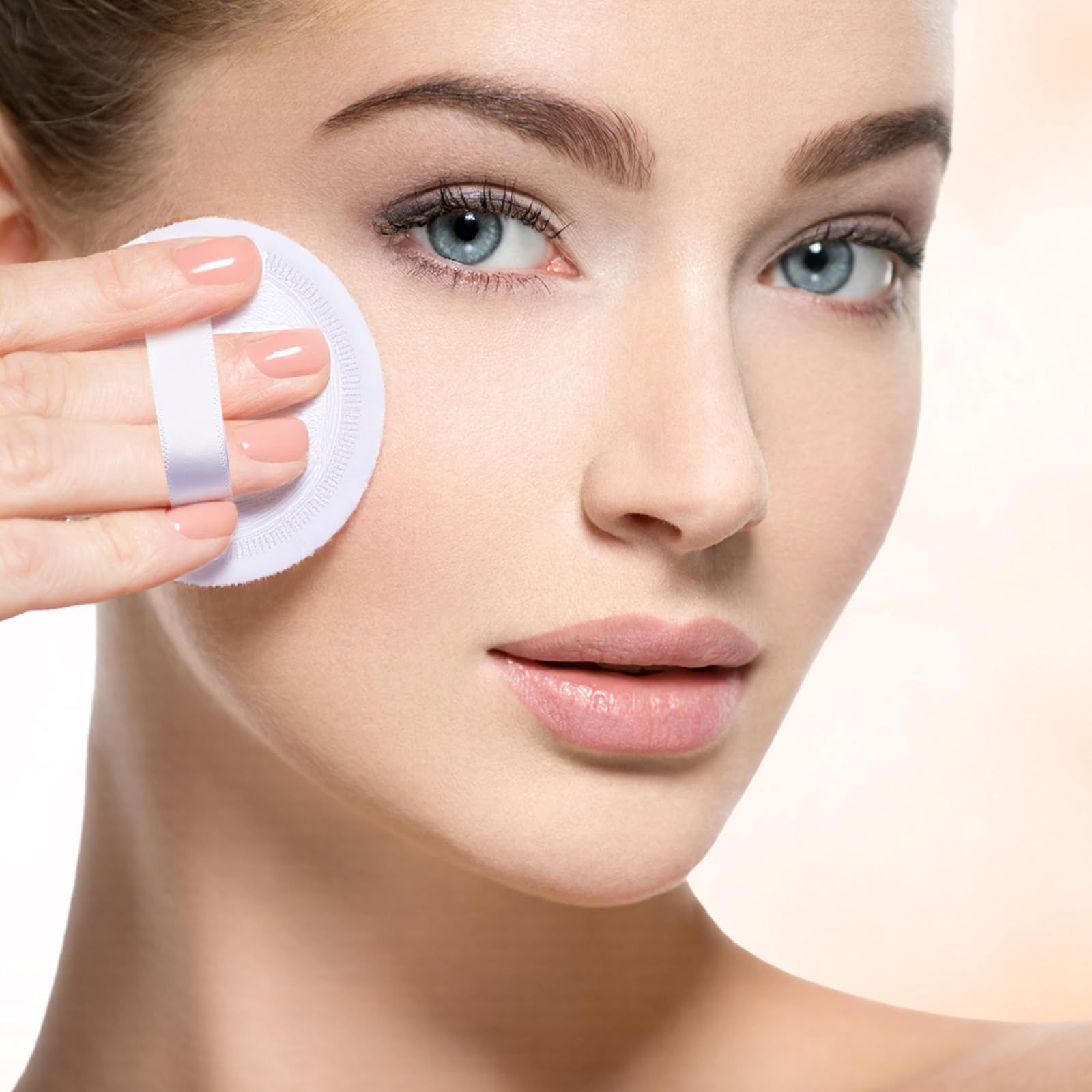 SiliFine bouffette coton portable, idéale pour voyage et routine rapide.