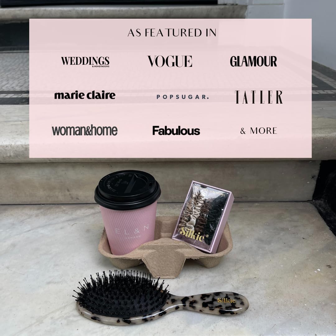 SILKIE scrunchie nude en soie Mulberry, facile à assortir avec tout.