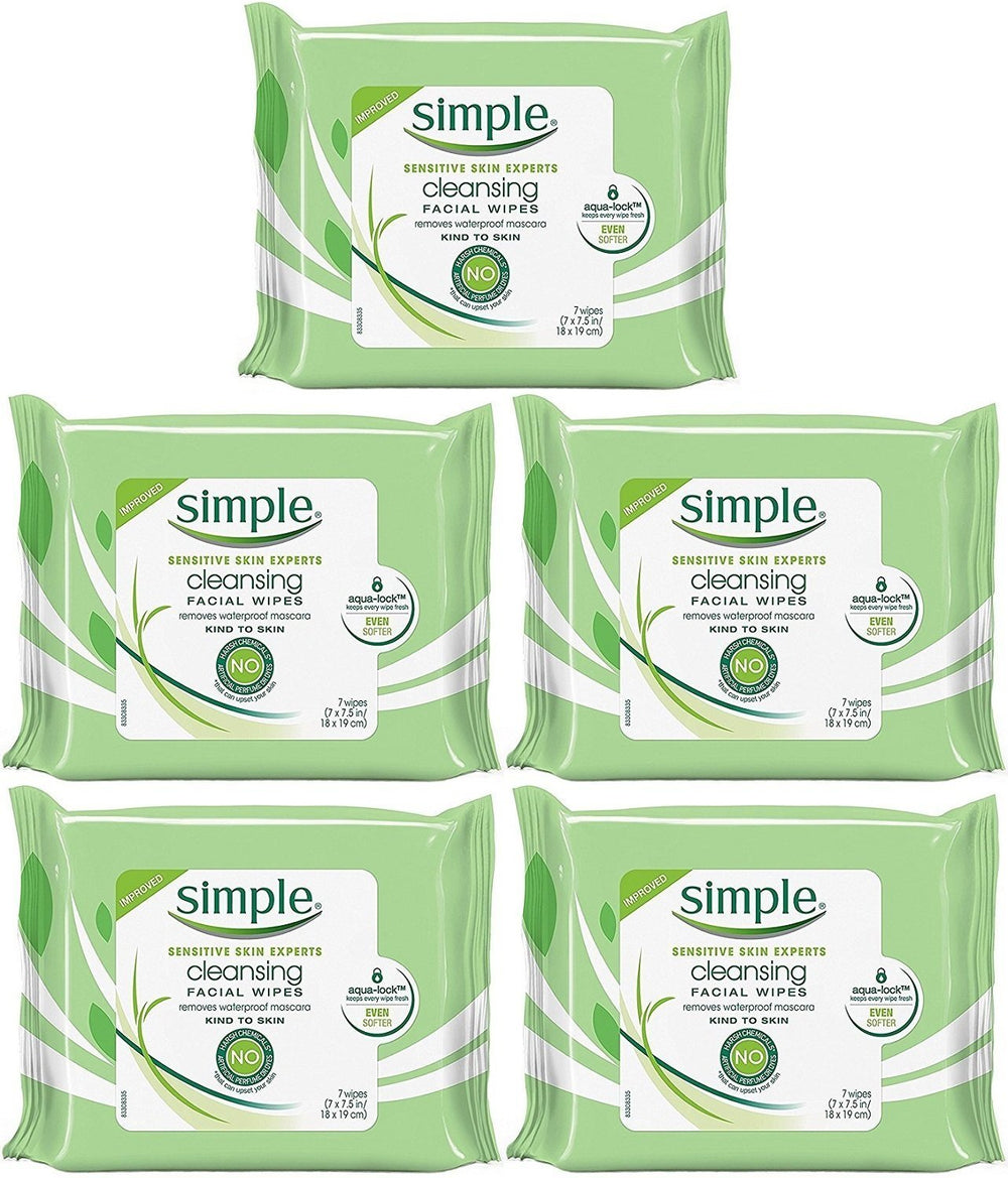 Lingettes Simple Kind To Skin pour le visage, format voyage, nettoyage rapide.