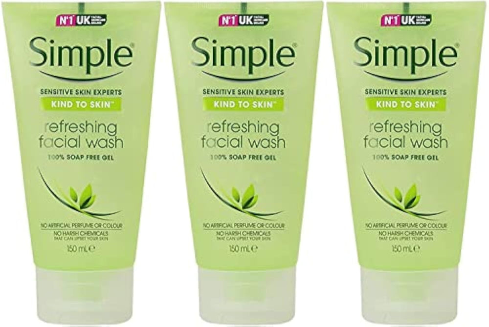 Simple-nettoyant-visage-gel-rafraichissant-tubes, purifie la peau et procure une sensation de fraîcheur.