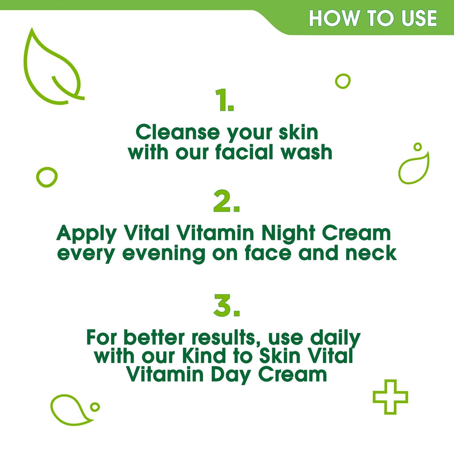 Rituel nocturne de soin avec Simple Vital Vitamin pour hydratation.