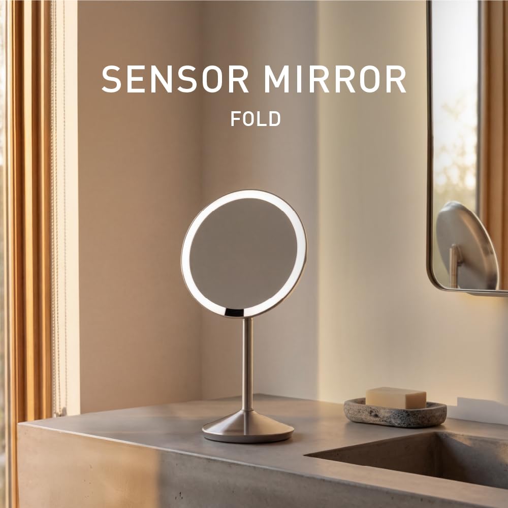Miroir simplehuman 5 po, capteur automatique allume l’éclairage sans toucher.