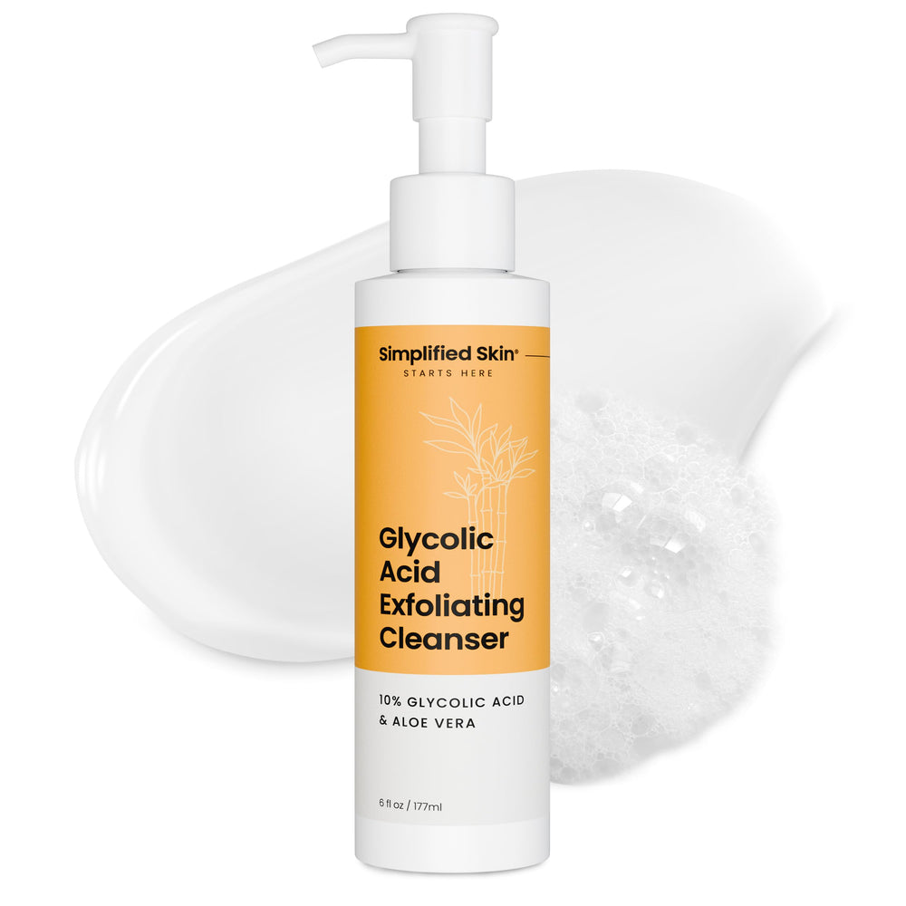 Simplified Skin lavage visage acide glycolique, bouteille, pour une peau plus lisse et prête pour les soins.