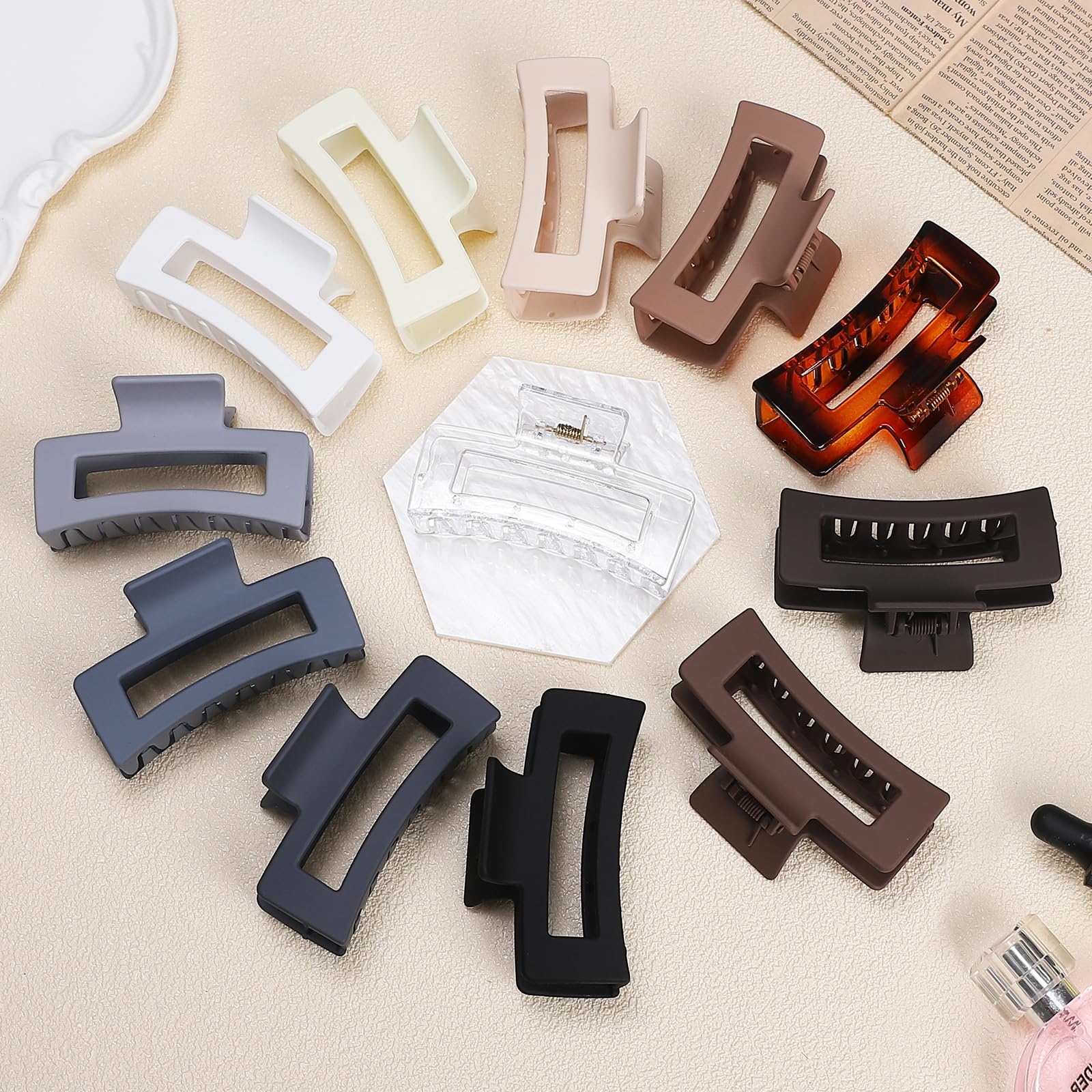 Pinces Sisiaipu: texture mate et design antiderapant pour un coiffage confortable.