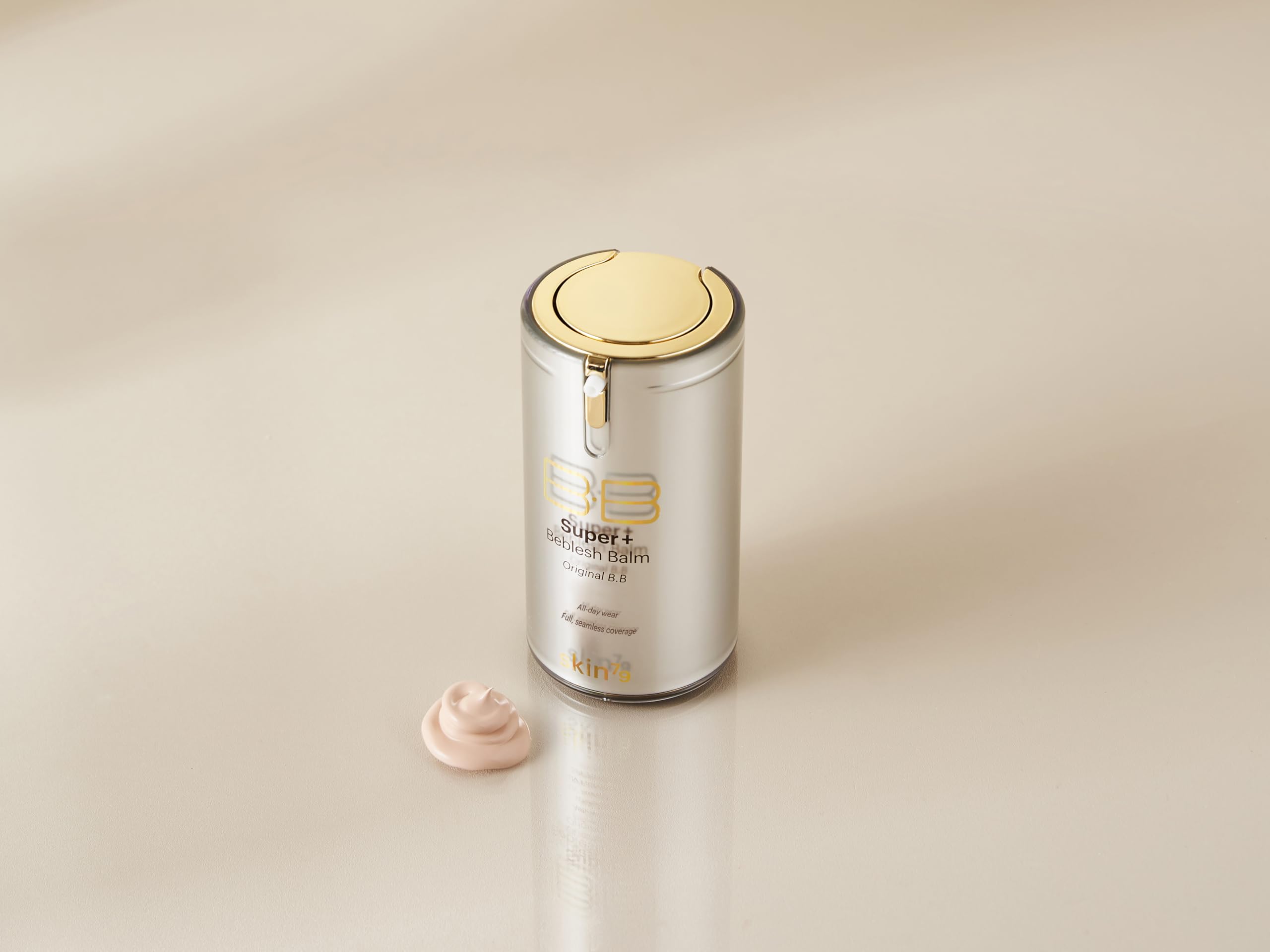 SKIN79 teinte-naturelle-21 pour peaux sèches idéale pour l hydratation.