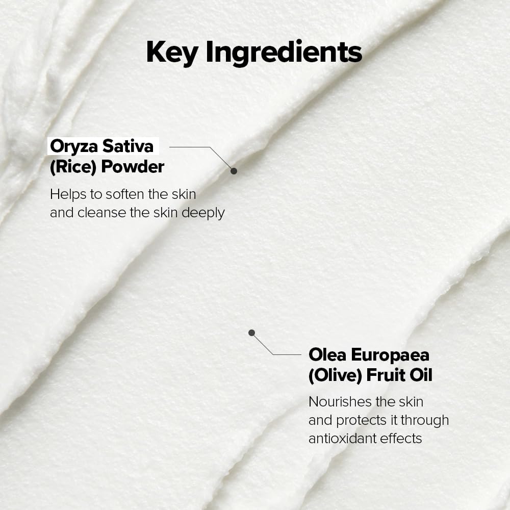 Exfoliation légère adaptée à tous les types de peau dans une routine quotidienne.