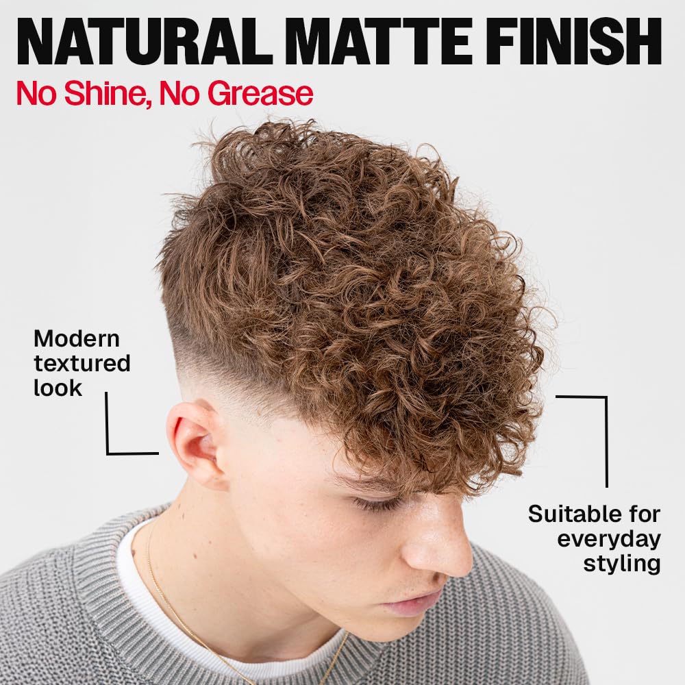 Slick Gorilla Poudre coiffage — finition matte et maintien invisible.