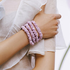SLIP Skinny Scrunchies en soie slipsilk pour brillance et douceur.