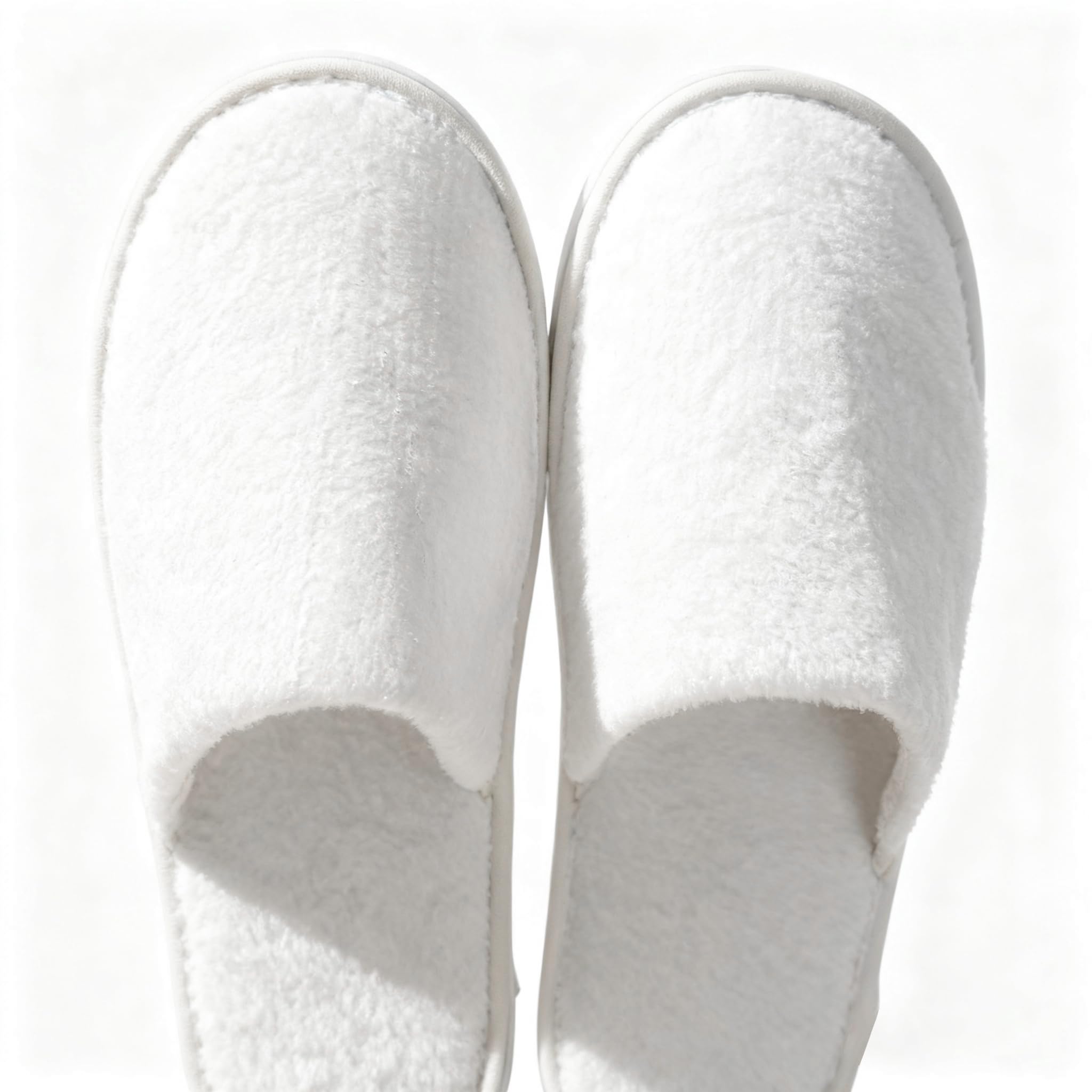Chaussons-reutilisables-visiteurs Sloiuih: option durable et réutilisable.