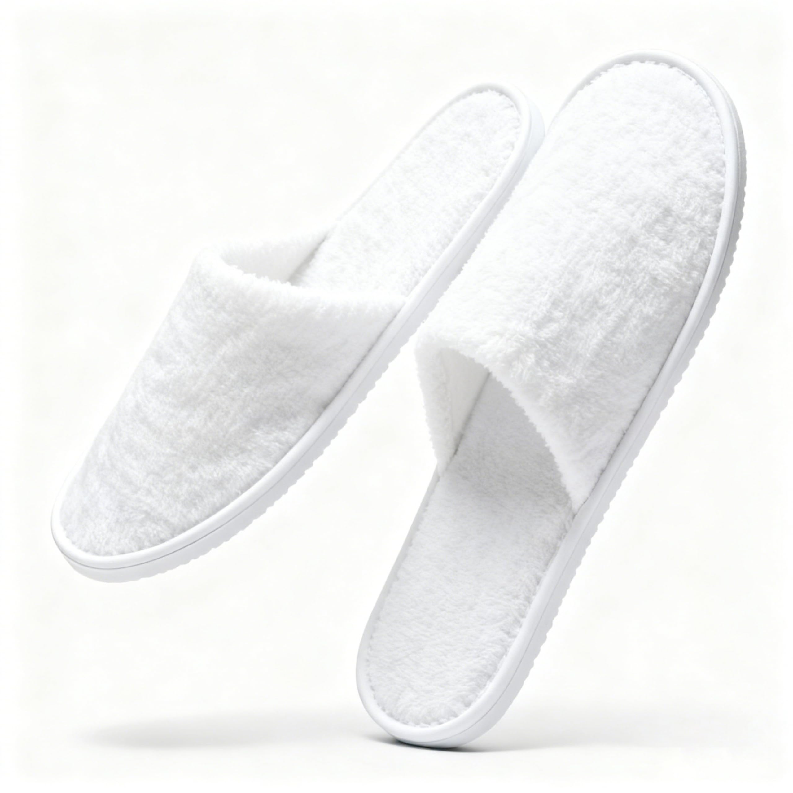 Chaussons-voyage-compacts Sloiuih: légers et faciles à glisser dans le sac.