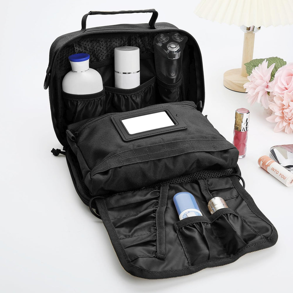 Poche MOLLE avant de la trousse SMONT pour accessoires.