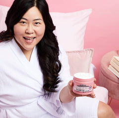 Soap & Glory The Righteous Butter – flacon-pompe pratique pour l’application