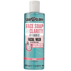 Soap & Glory Vitamin C flacon-pompe: nettoie en douceur et prépare la peau pour les soins.