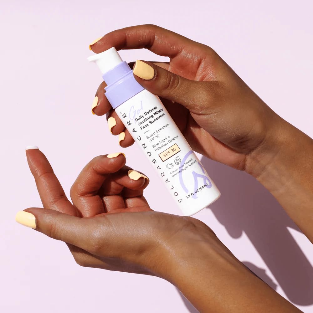 Solara Suncare Go! Day Defense, application visage, protection minérale légère pour la peau sensible.