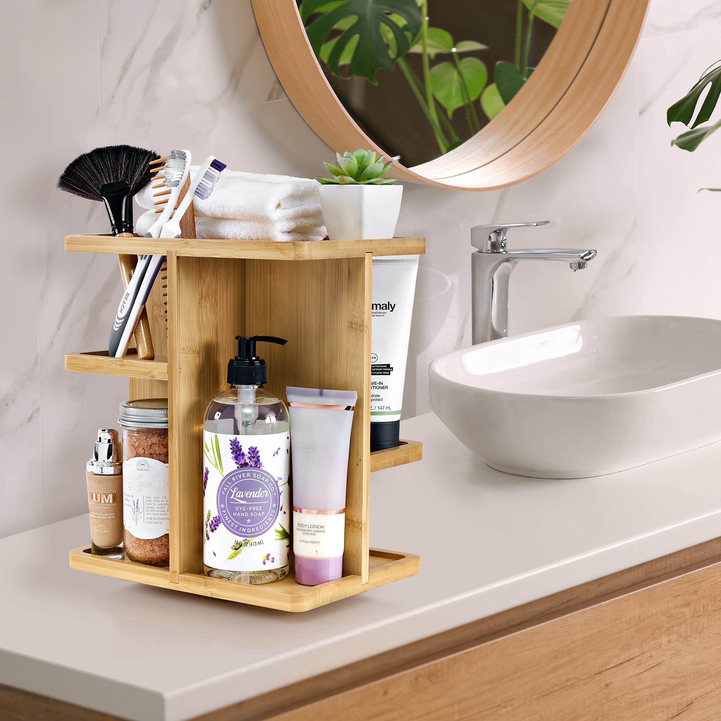 Sorbus Affichage beauté en bambou, présentation élégante sur le plan de toilette.
