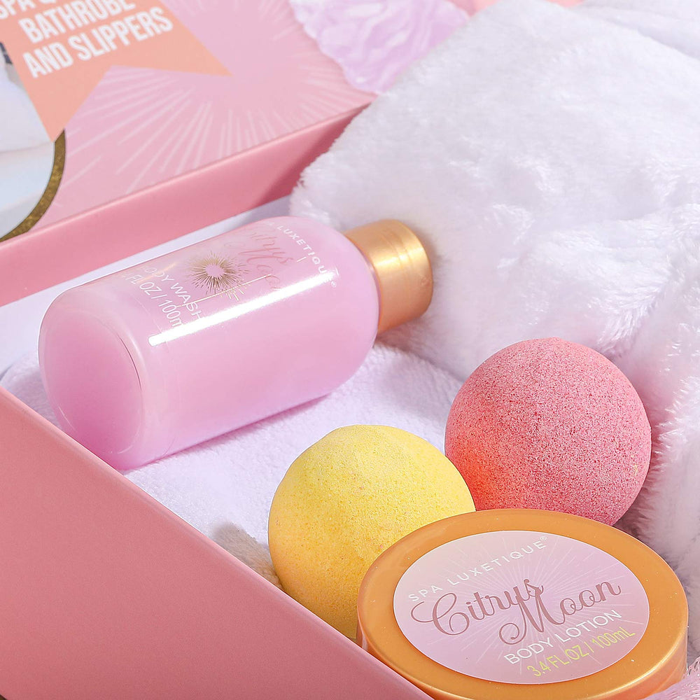 Boîte cadeau Spa Luxetique, emballage élégant prêt à offrir.