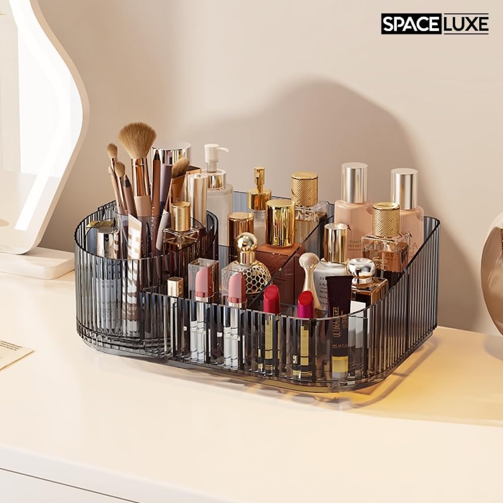 SpaceLuxe Design moderne gris-translucide: style contemporain et discret.