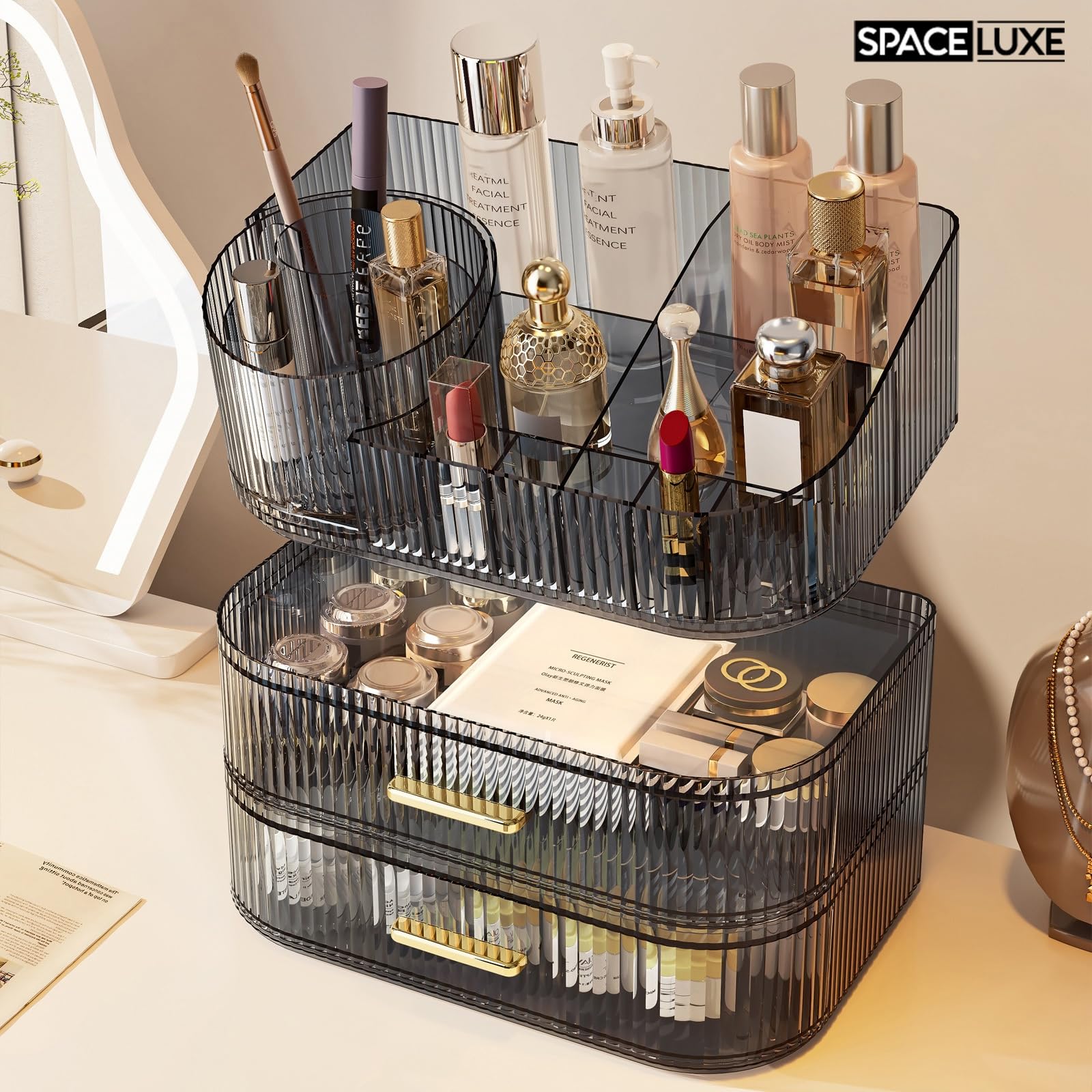 SpaceLuxe Design moderne verre-clair: allure transparente qui met en valeur vos produits.