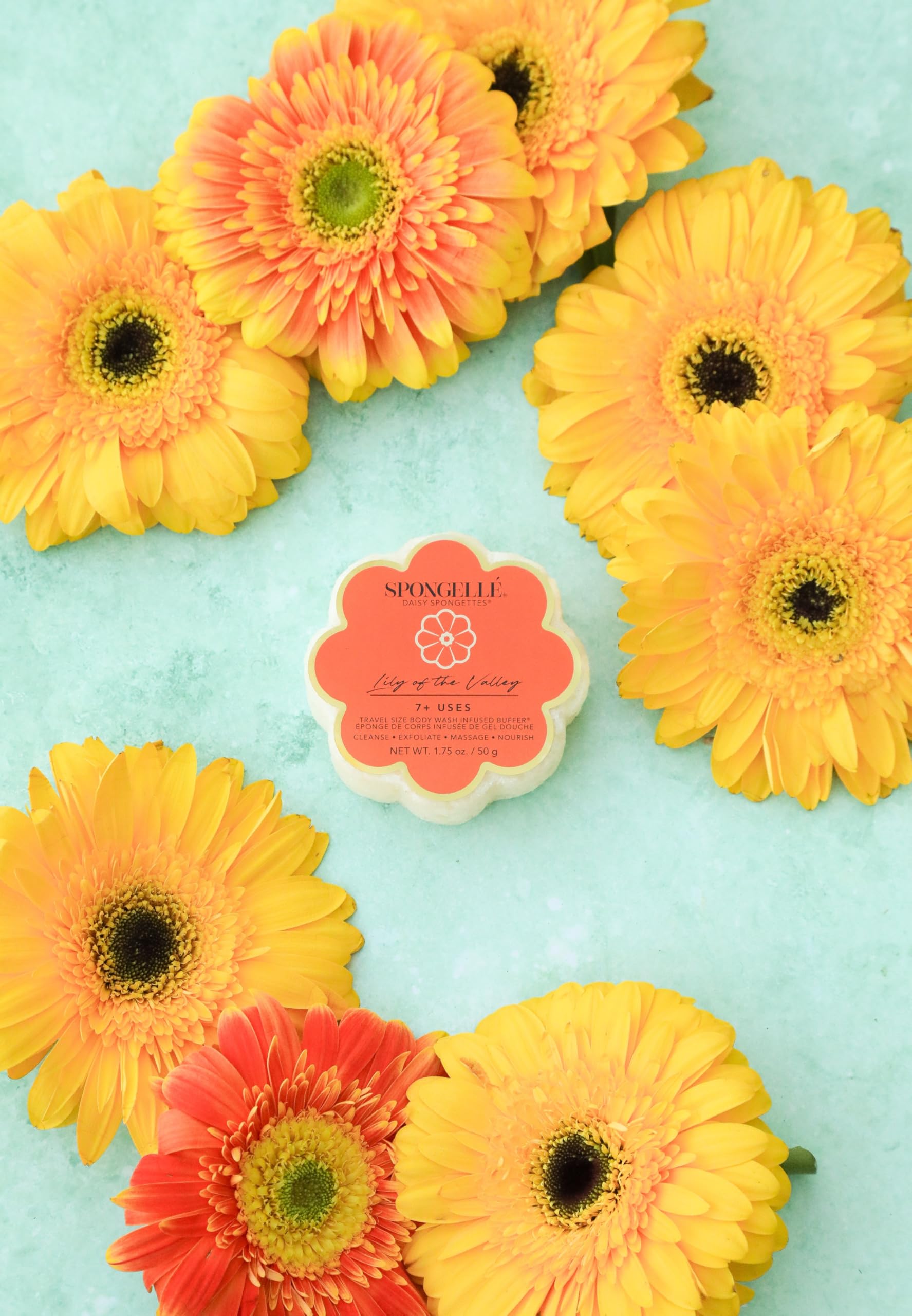 SPONGELLÉ Peau lumineuse après chaque utilisation, grâce au gel douche intégré.