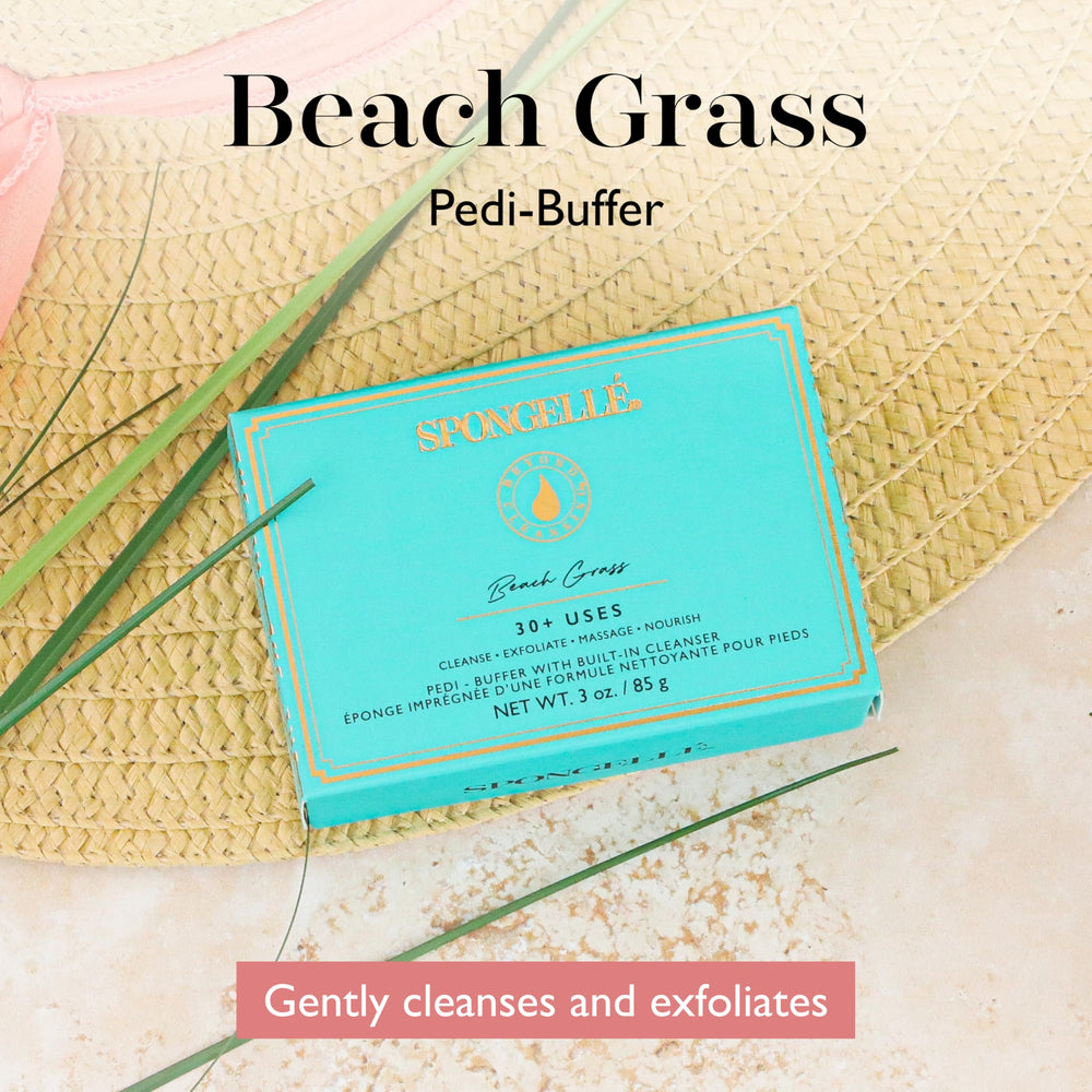 Pedi-Buffer SPONGELLÉ exfolie les pieds pour une peau lisse.
