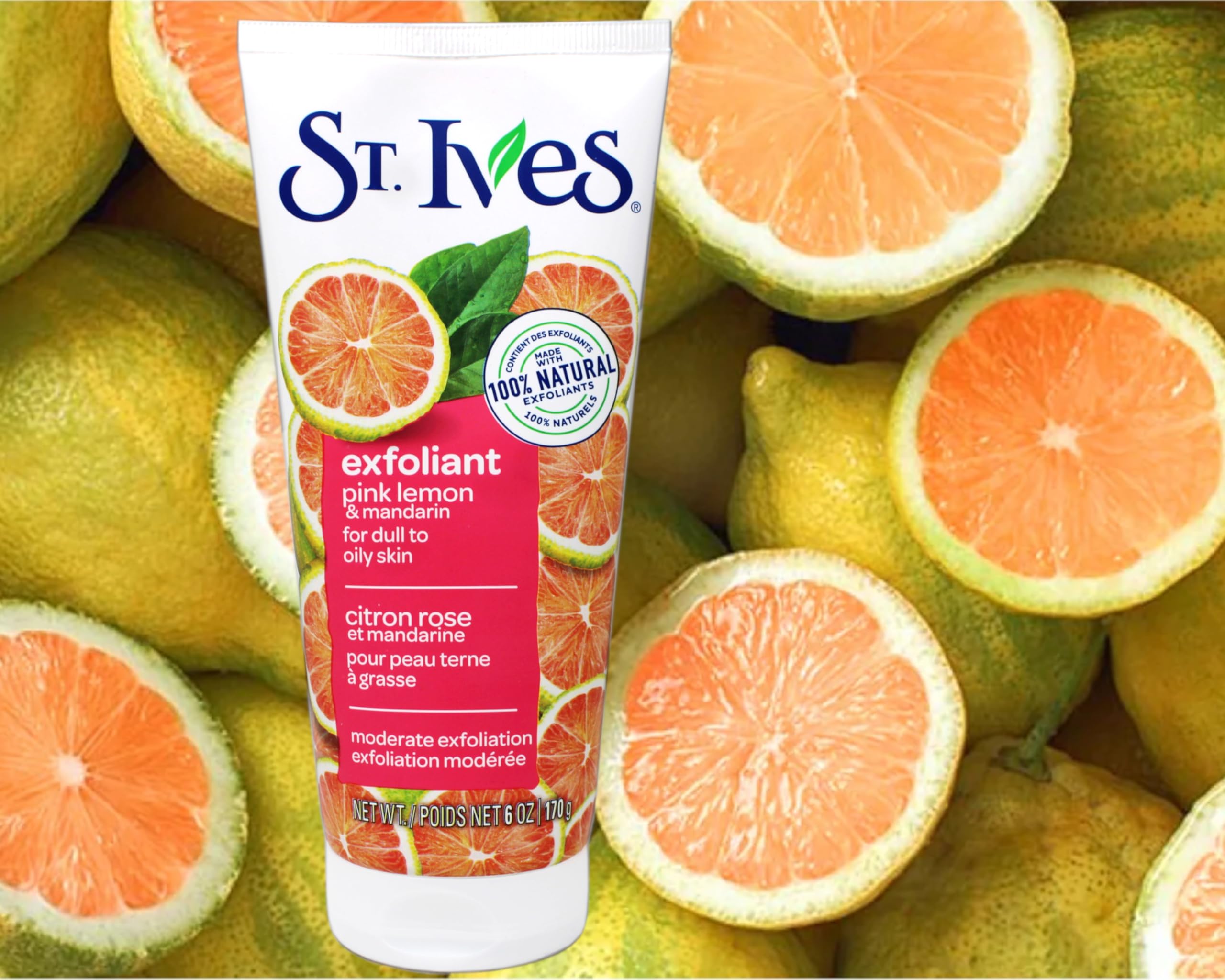 St. Ives Gommage Visage, formule sans huile pour pores propres.